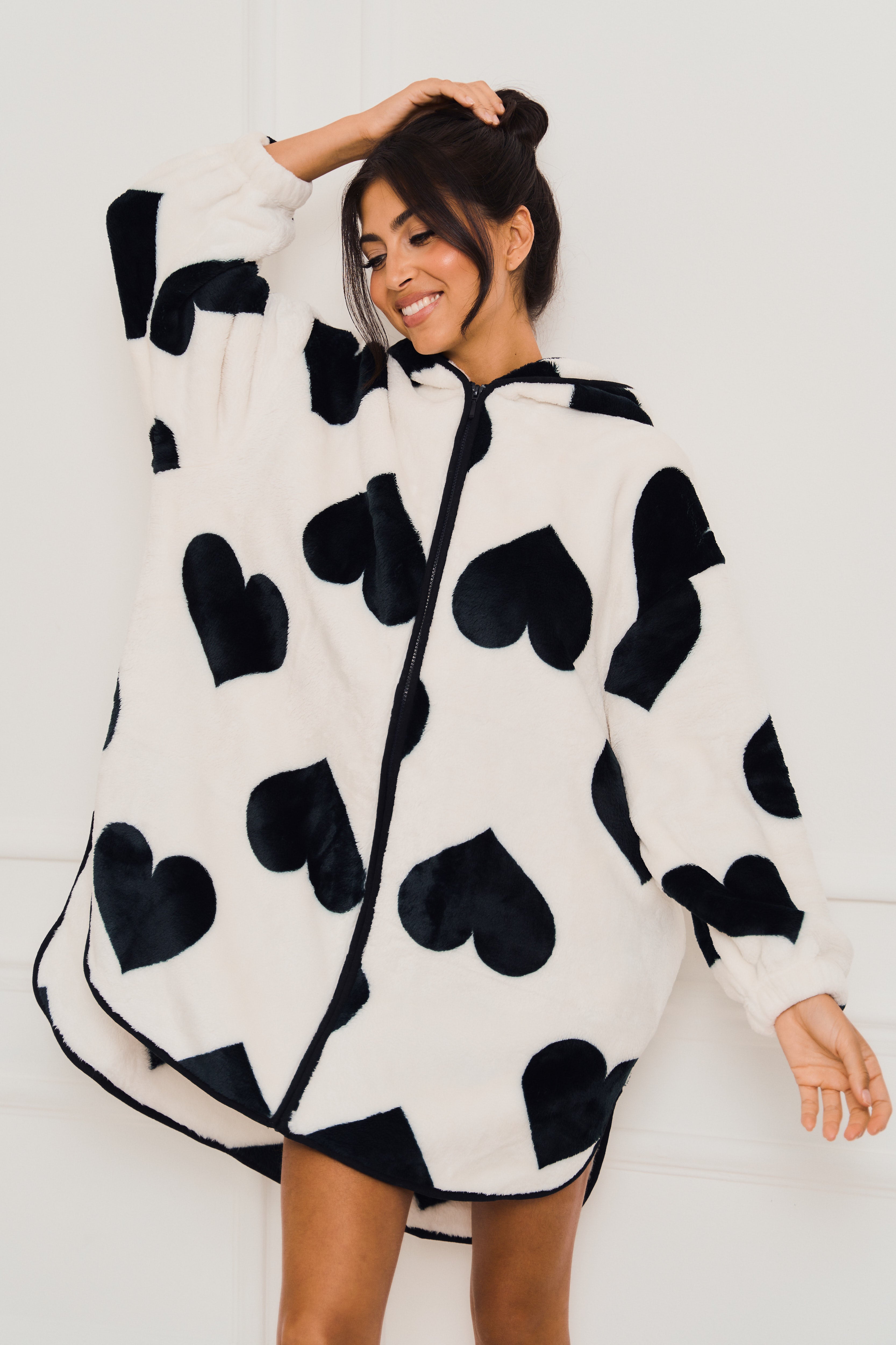 Oversized Heart Hoody E5522 Jim Jam The Label