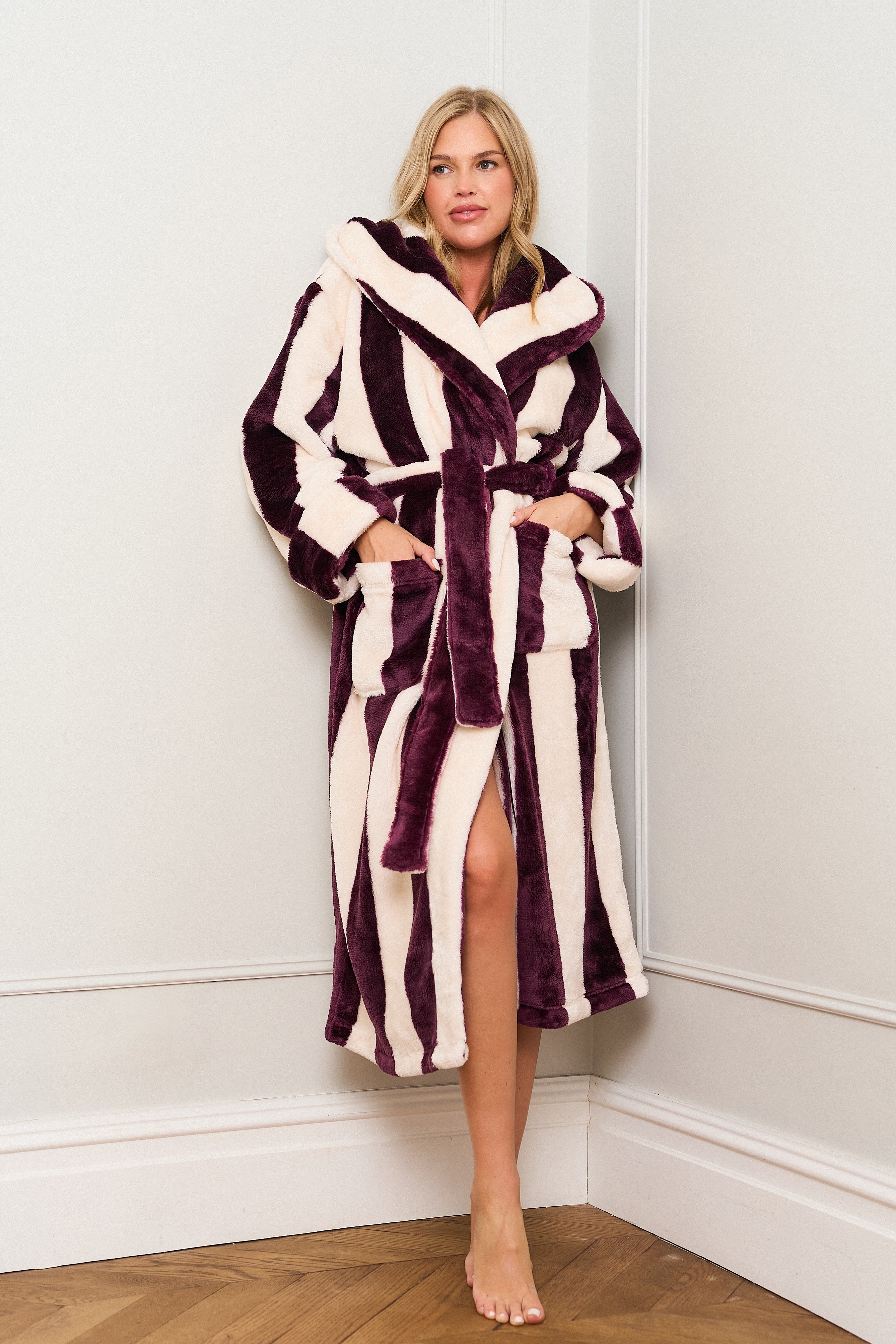 Burgundy Two Tone Robe – Jim Jam The Label